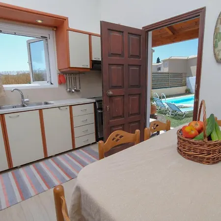 Apartment Anastasia With Private Pool & Outdoor Spa Tub *
