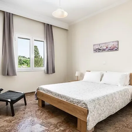 Apartment Anastasia With Private Pool & Outdoor Spa Tub