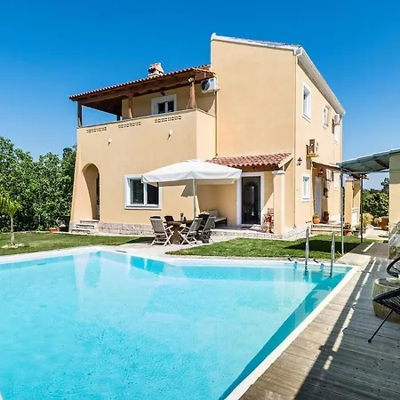 Anastasia With Private Pool & Outdoor Spa Tub * Agios Ioannis (Corfu)