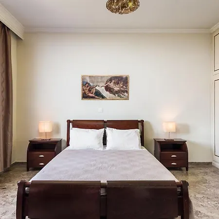 Anastasia With Private Pool & Outdoor Spa Tub